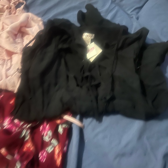 Pink romper - Picture 5 of 12